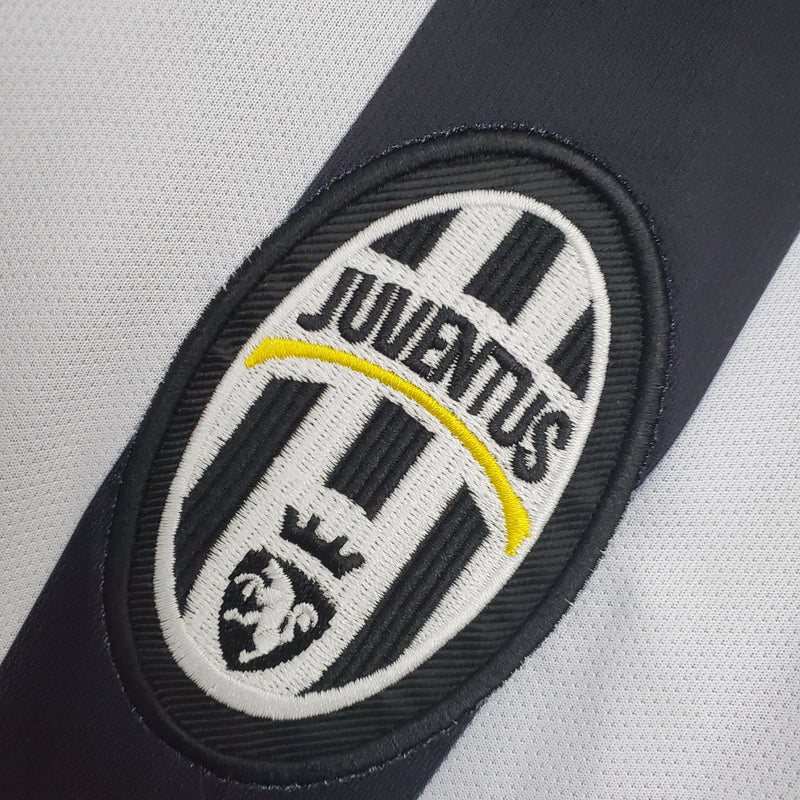 Juventus 14/15 - Primeiro Uniforme