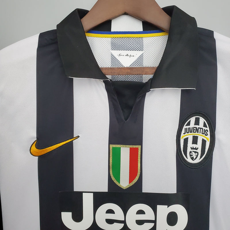 Juventus 14/15 - Primeiro Uniforme