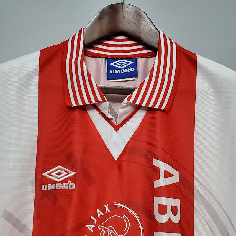 Ajax 95/96 - Primeiro Uniforme